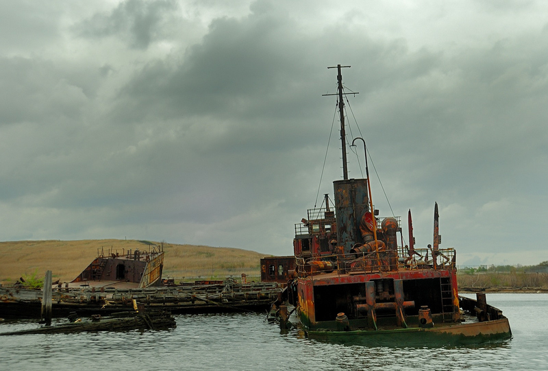Illustration for article titled Ghostly Ship Graveyards from Around the World